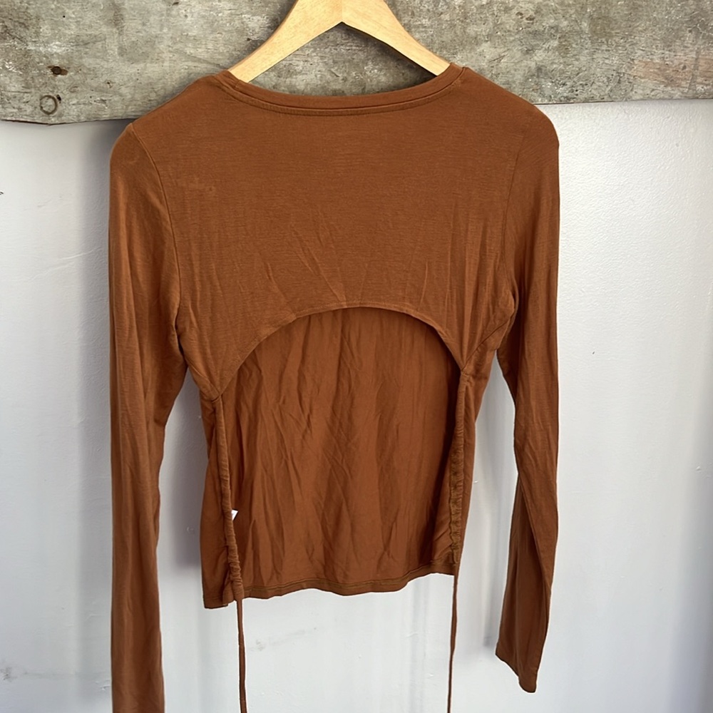 🆕🏷️ Backless modal top - Picture 3 of 5